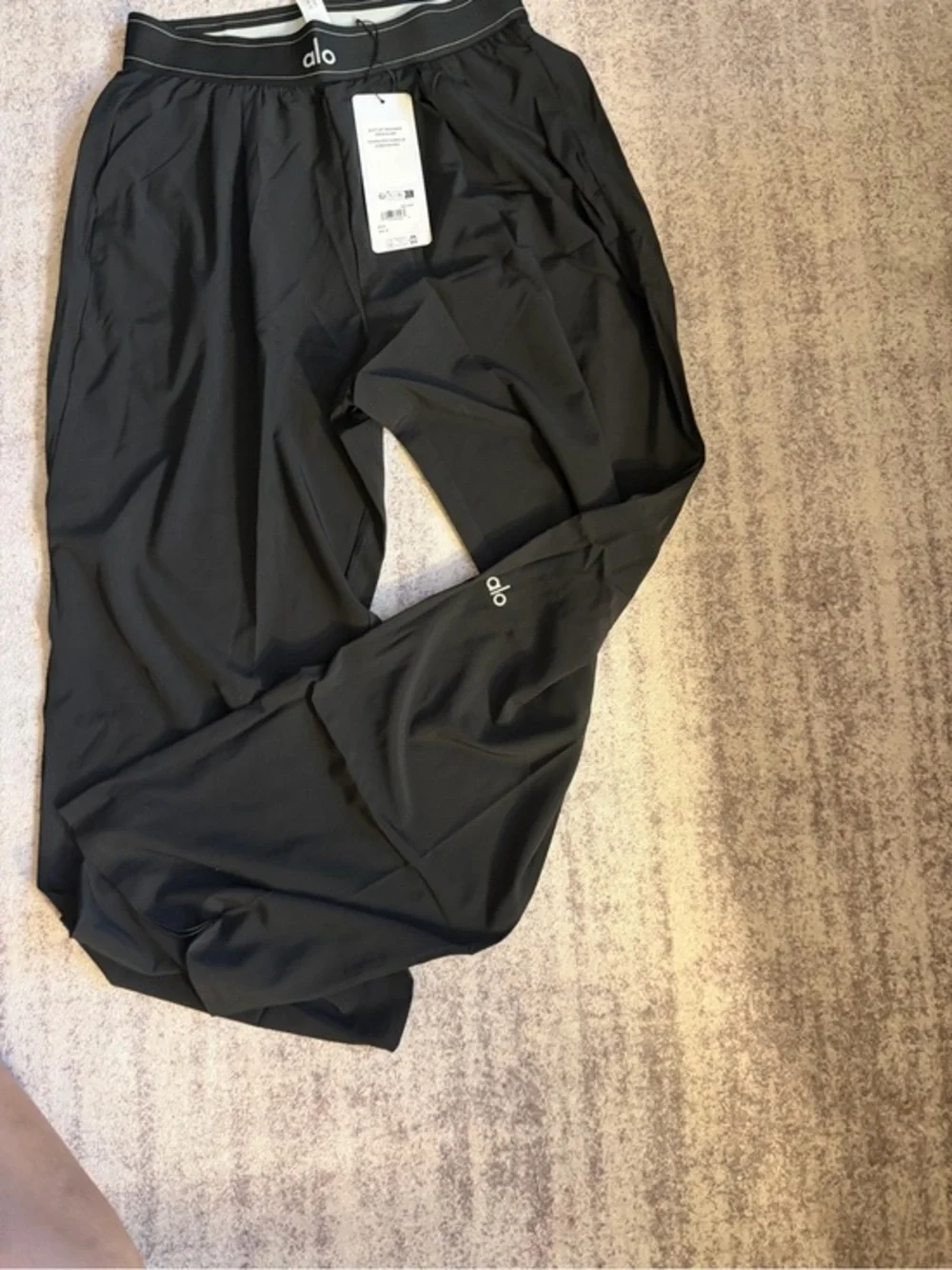ALO Yoga Black Performance Jogger Pants